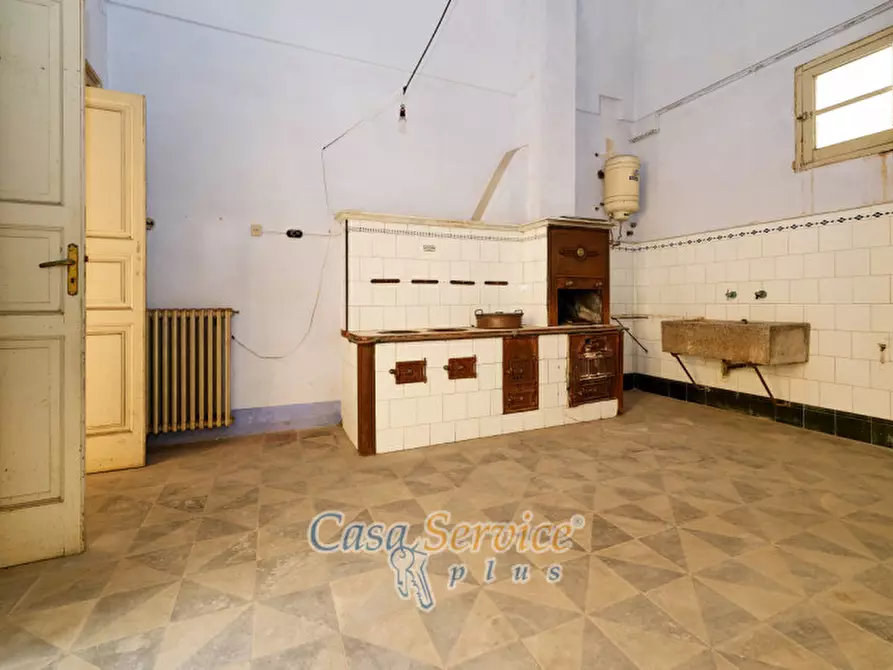 Immagine 65 di Palazzo in vendita  in Via Venezia a Gallipoli