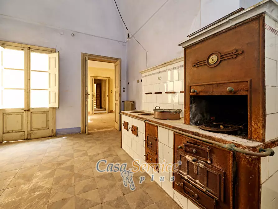 Immagine 66 di Palazzo in vendita  in Via Venezia a Gallipoli