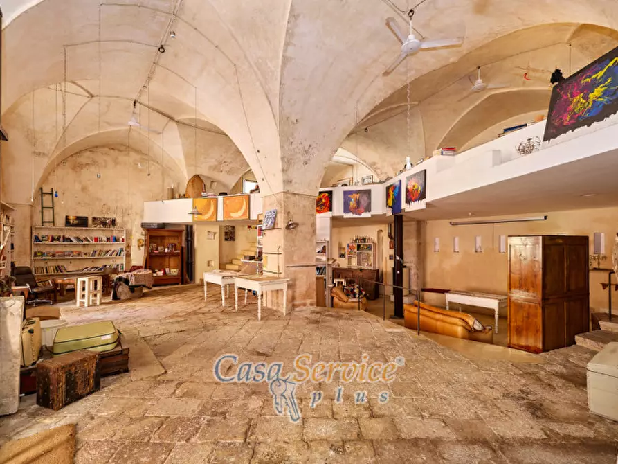 Immagine 71 di Palazzo in vendita  in Via Venezia a Gallipoli