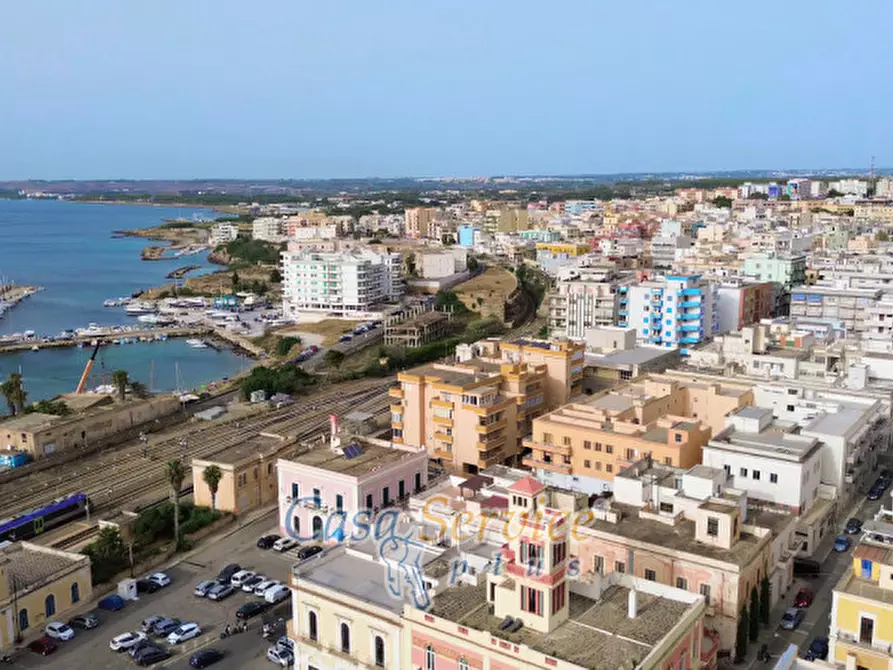 Immagine 90 di Palazzo in vendita  in Via Venezia a Gallipoli