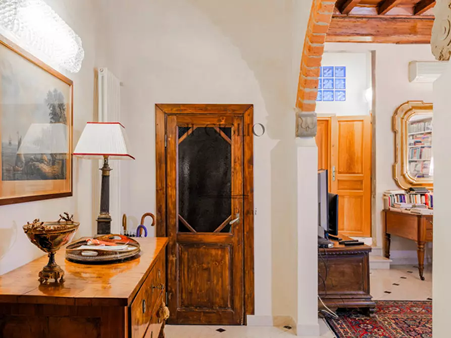 Immagine 3 di Appartamento in vendita  in Borgo San Frediano a Firenze