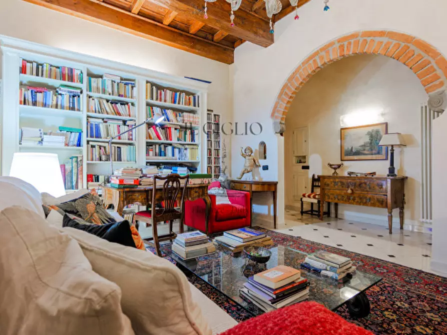 Immagine 17 di Appartamento in vendita  in Borgo San Frediano a Firenze