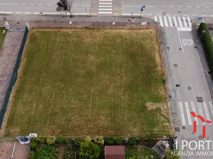 Immagine 2 di Terreno in vendita  in via mussolini a Villanova Di Camposampiero