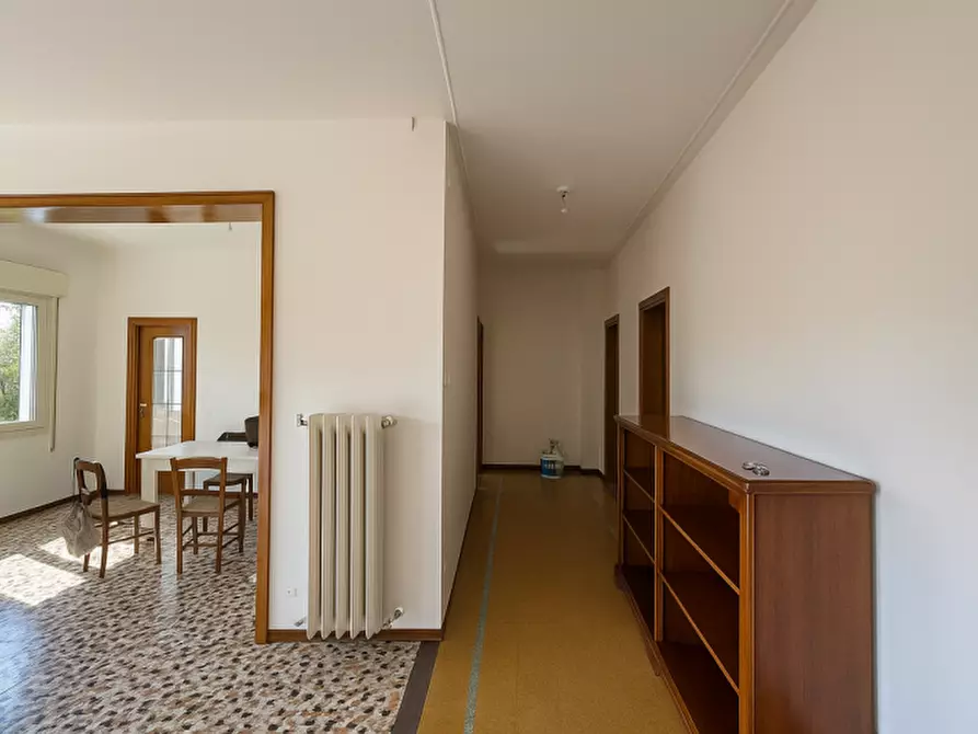 Immagine 2 di Attico in vendita  in Piazza del Duomo a Treviso