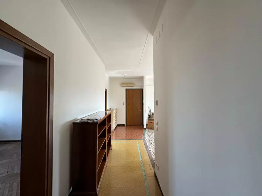 Immagine 9 di Attico in vendita  in Piazza del Duomo a Treviso