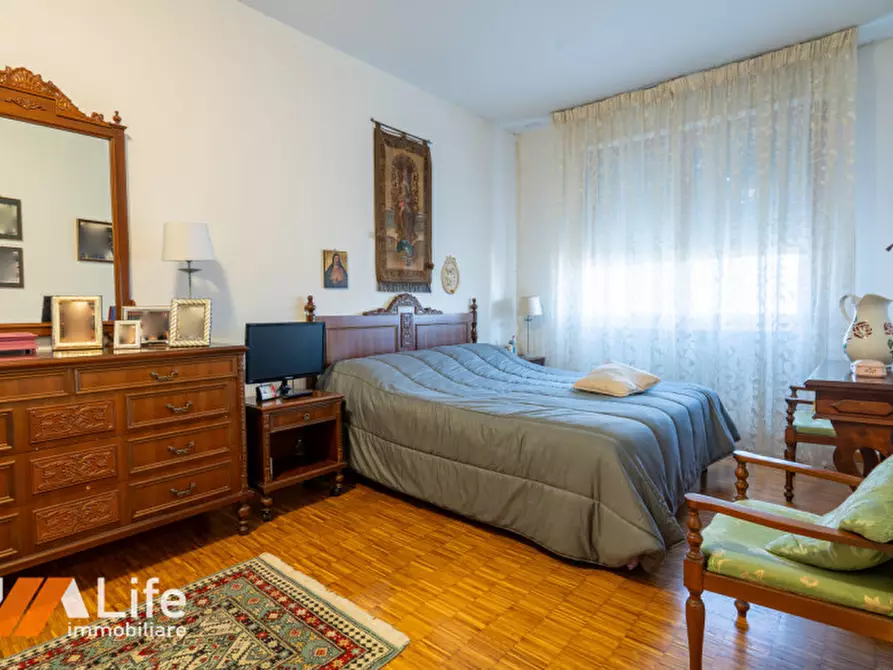 Immagine 17 di Appartamento in vendita  in Via Fratelli Vianello Moro 7 a Monticello Conte Otto