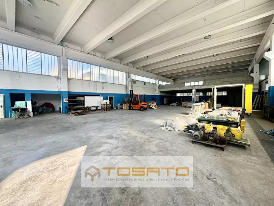 Immagine 3 di Capannone industriale in vendita  a Sant'ambrogio Di Valpolicella