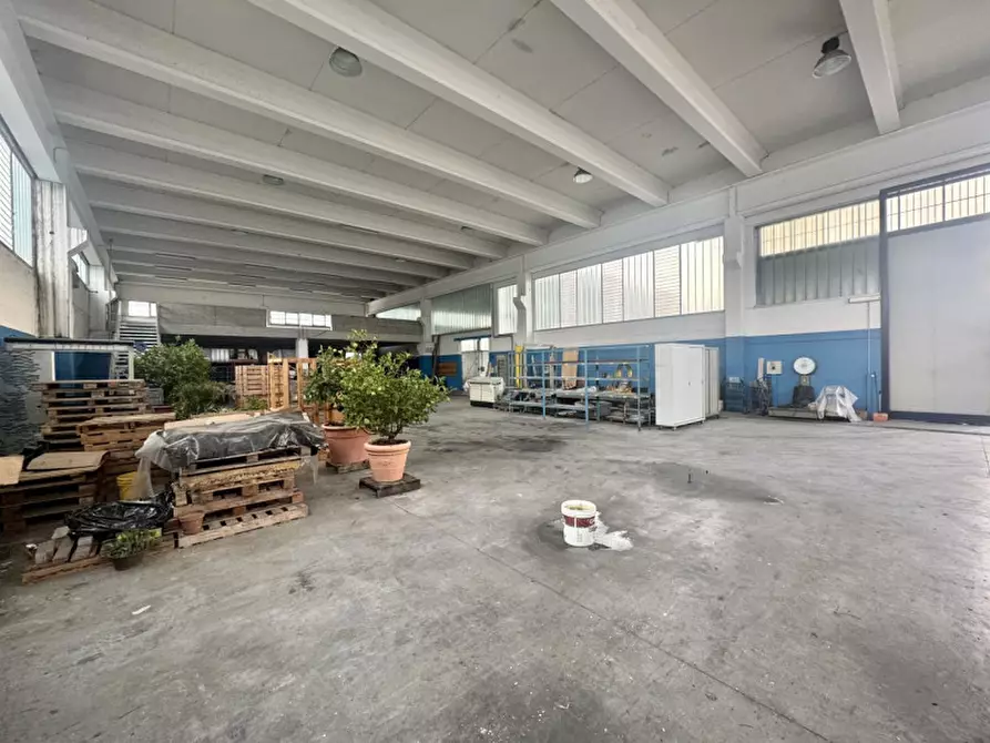 Immagine 3 di Capannone industriale in vendita  a Sant'ambrogio Di Valpolicella