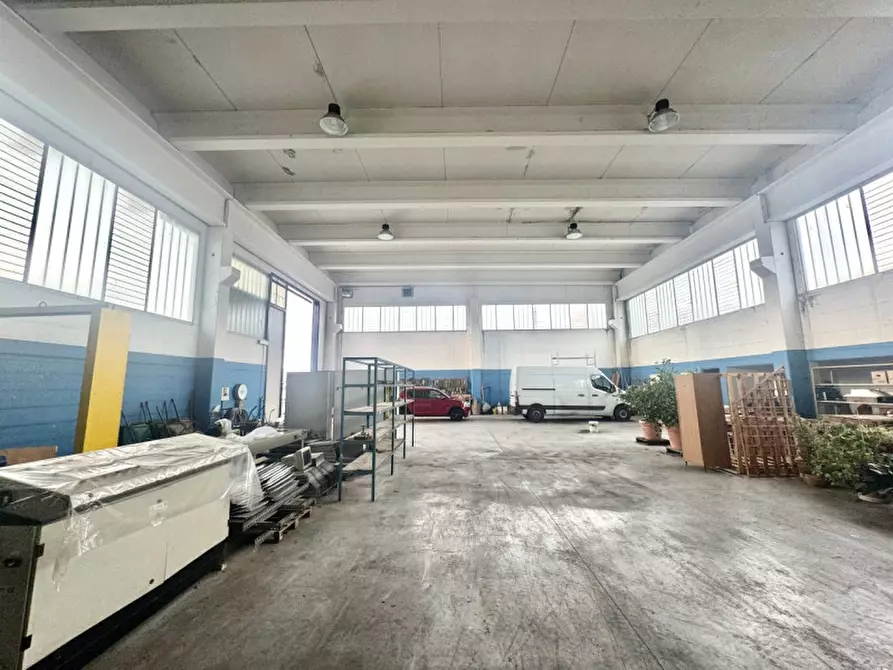 Immagine 4 di Capannone industriale in vendita  a Sant'ambrogio Di Valpolicella