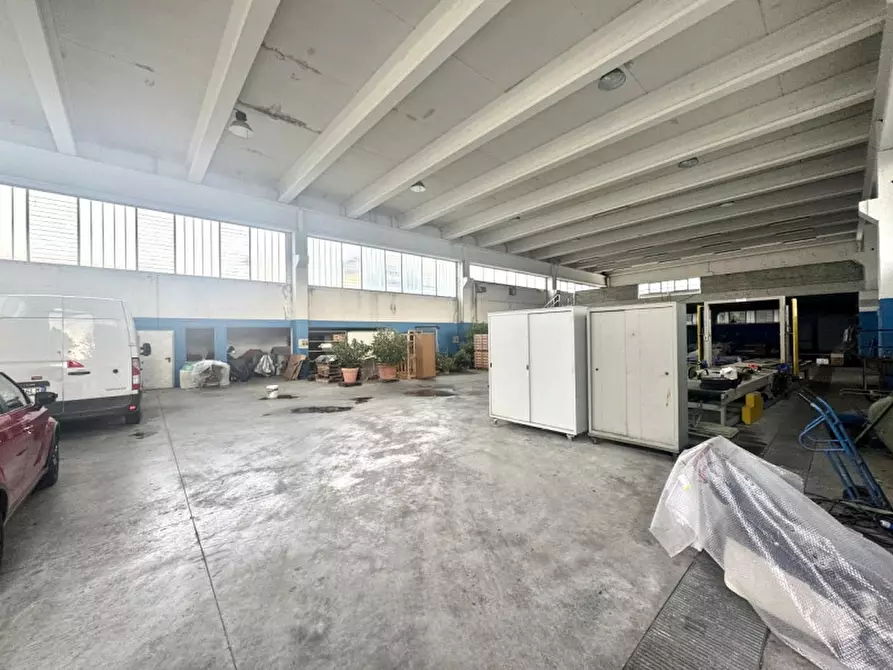 Immagine 7 di Capannone industriale in vendita  a Sant'ambrogio Di Valpolicella