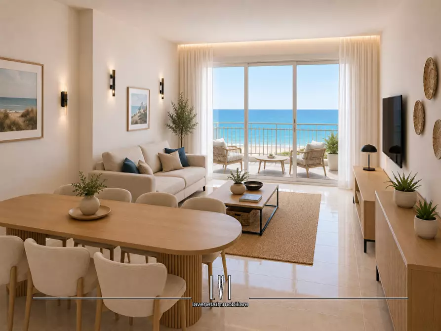 Immagine 8 di Appartamento in vendita  in via Andrea Bafile 9° accesso al mare n.14 a Jesolo