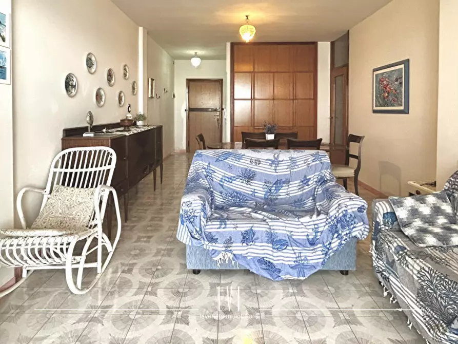 Immagine 9 di Appartamento in vendita  in via Andrea Bafile 9° accesso al mare n.14 a Jesolo