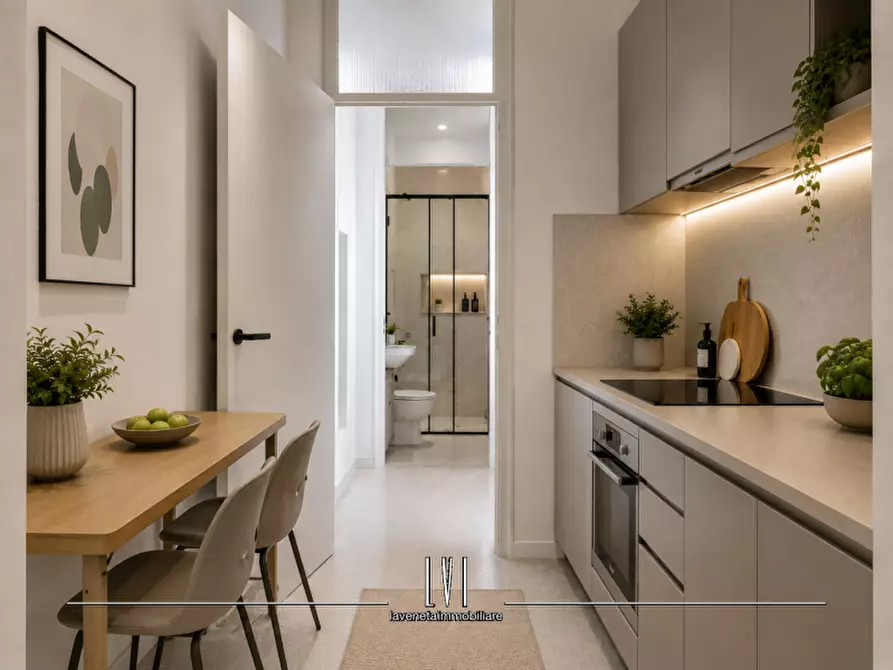Immagine 14 di Appartamento in vendita  in via Andrea Bafile 9° accesso al mare n.14 a Jesolo