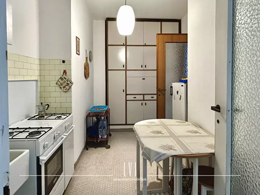 Immagine 17 di Appartamento in vendita  in via Andrea Bafile 9° accesso al mare n.14 a Jesolo