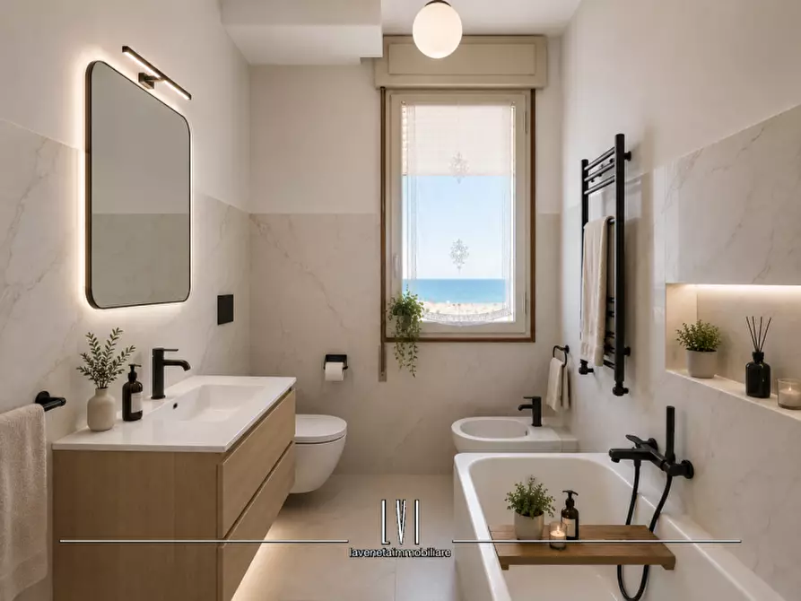 Immagine 20 di Appartamento in vendita  in via Andrea Bafile 9° accesso al mare n.14 a Jesolo