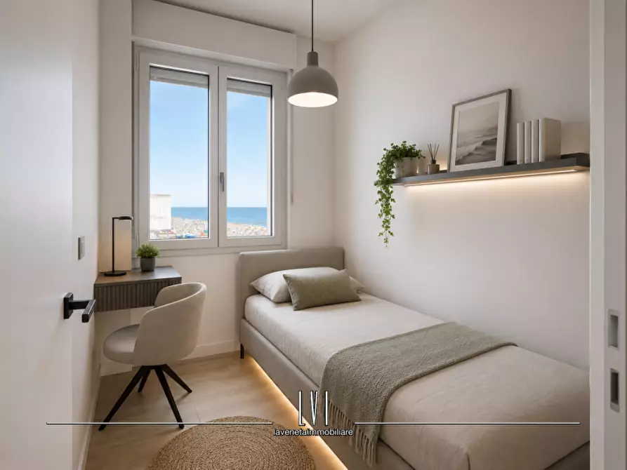 Immagine 22 di Appartamento in vendita  in via Andrea Bafile 9° accesso al mare n.14 a Jesolo