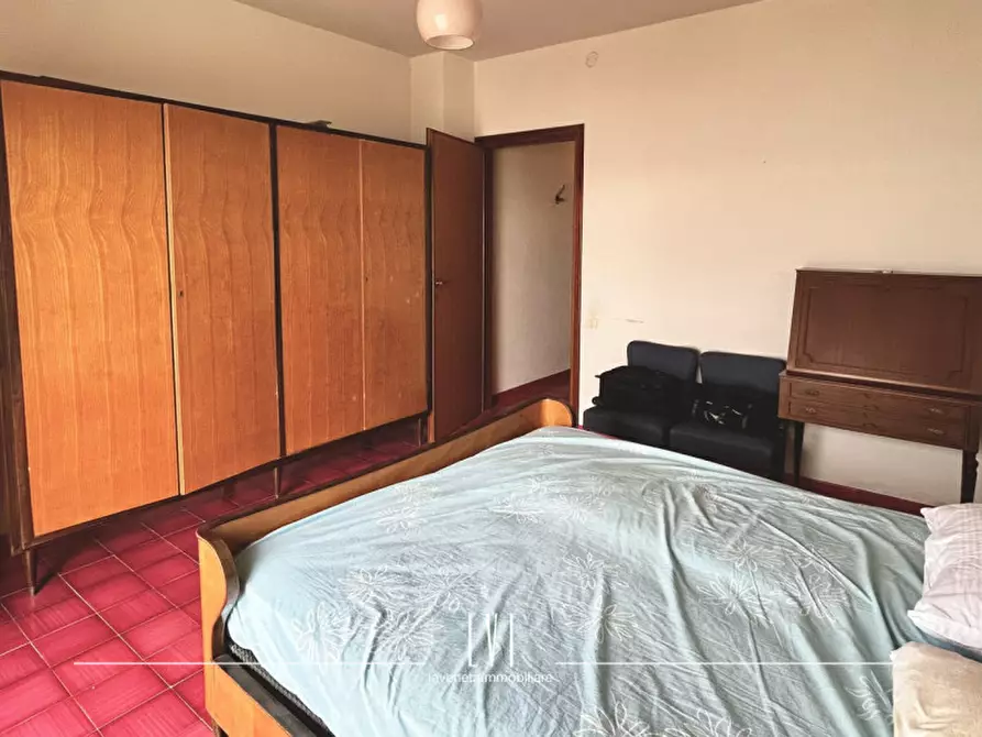 Immagine 28 di Appartamento in vendita  in via Andrea Bafile 9° accesso al mare n.14 a Jesolo