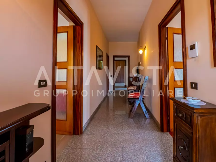 Immagine 10 di Villa in vendita  in Via avogradro a Rezzato