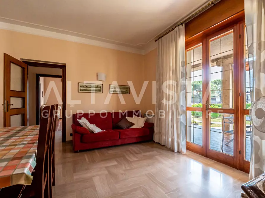 Immagine 15 di Villa in vendita  in Via avogradro a Rezzato