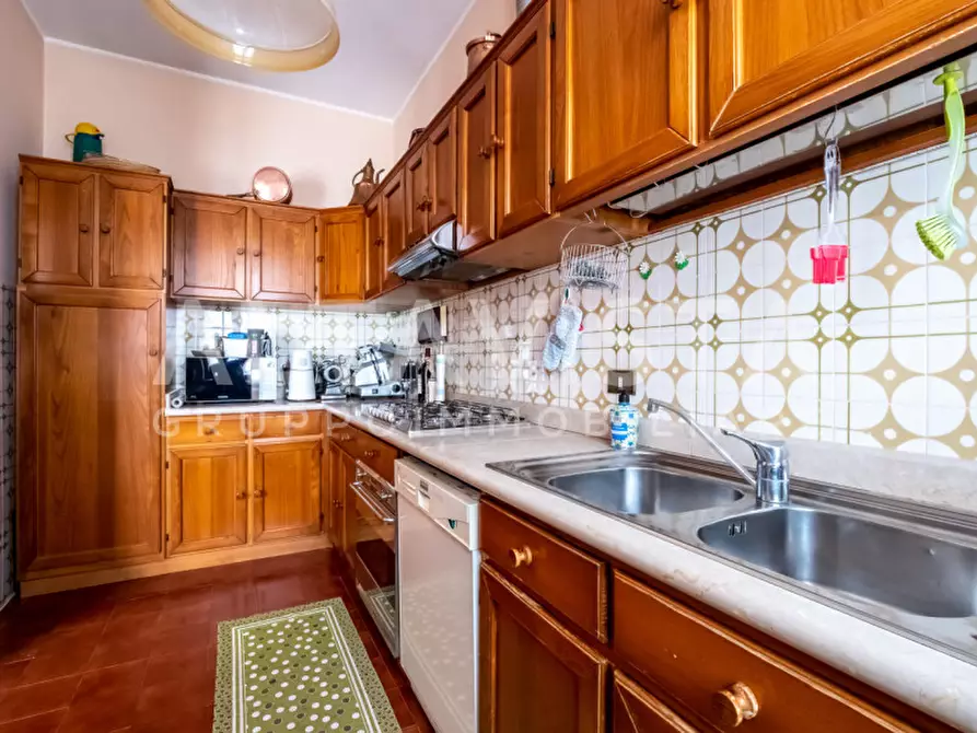 Immagine 21 di Villa in vendita  in Via avogradro a Rezzato