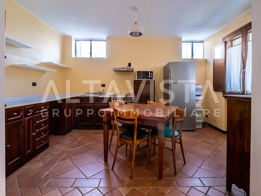 Immagine 36 di Villa in vendita  in Via avogradro a Rezzato