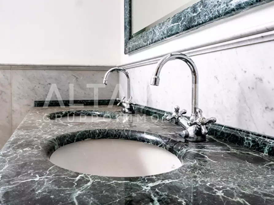 Immagine 44 di Villa in vendita  in Via avogradro a Rezzato