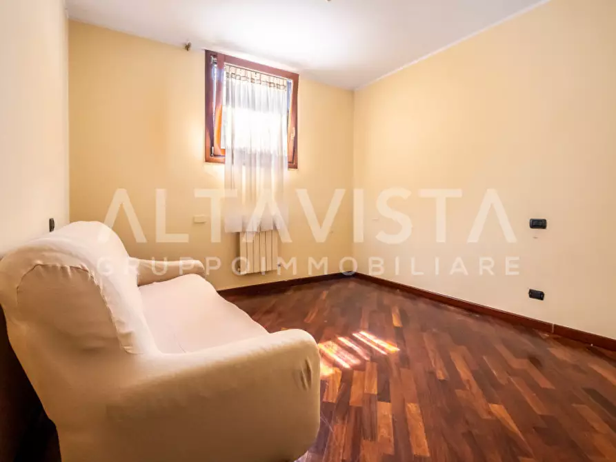 Immagine 45 di Villa in vendita  in Via avogradro a Rezzato