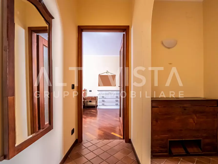 Immagine 47 di Villa in vendita  in Via avogradro a Rezzato