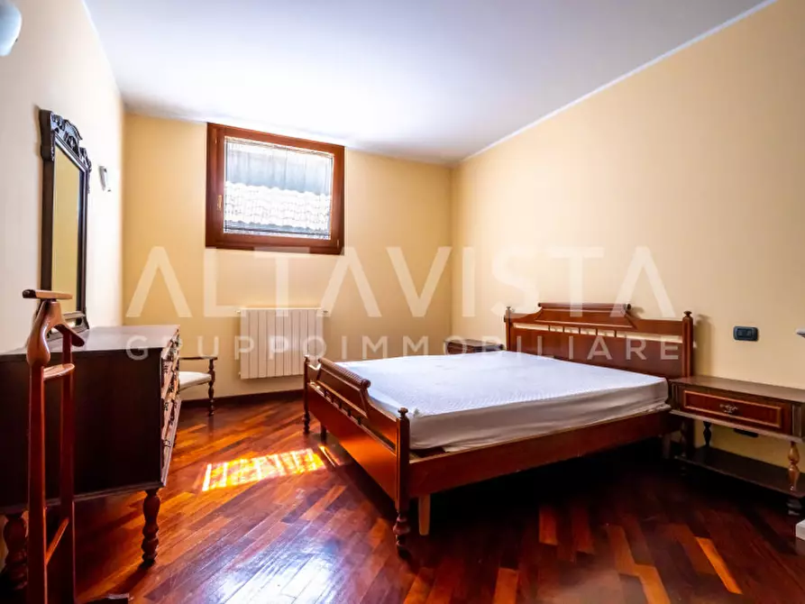 Immagine 48 di Villa in vendita  in Via avogradro a Rezzato