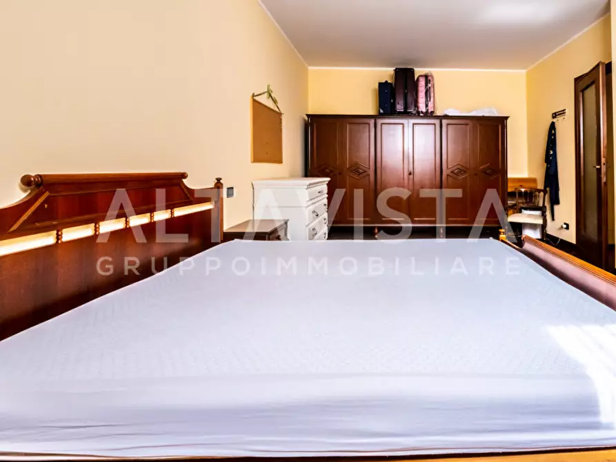 Immagine 50 di Villa in vendita  in Via avogradro a Rezzato