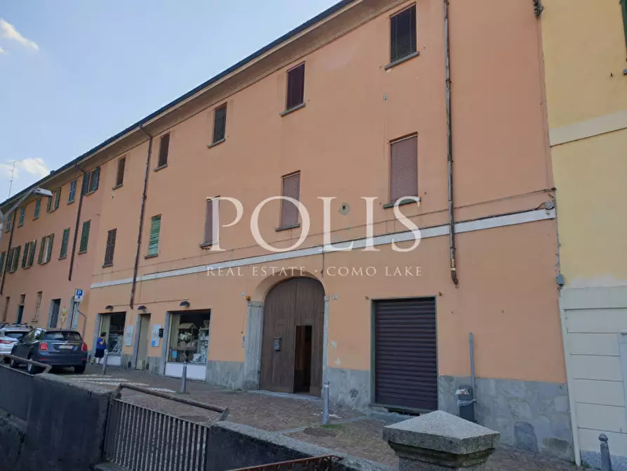 Immagine 7 di Villa in vendita  in VIA DIAZ a Alzate Brianza