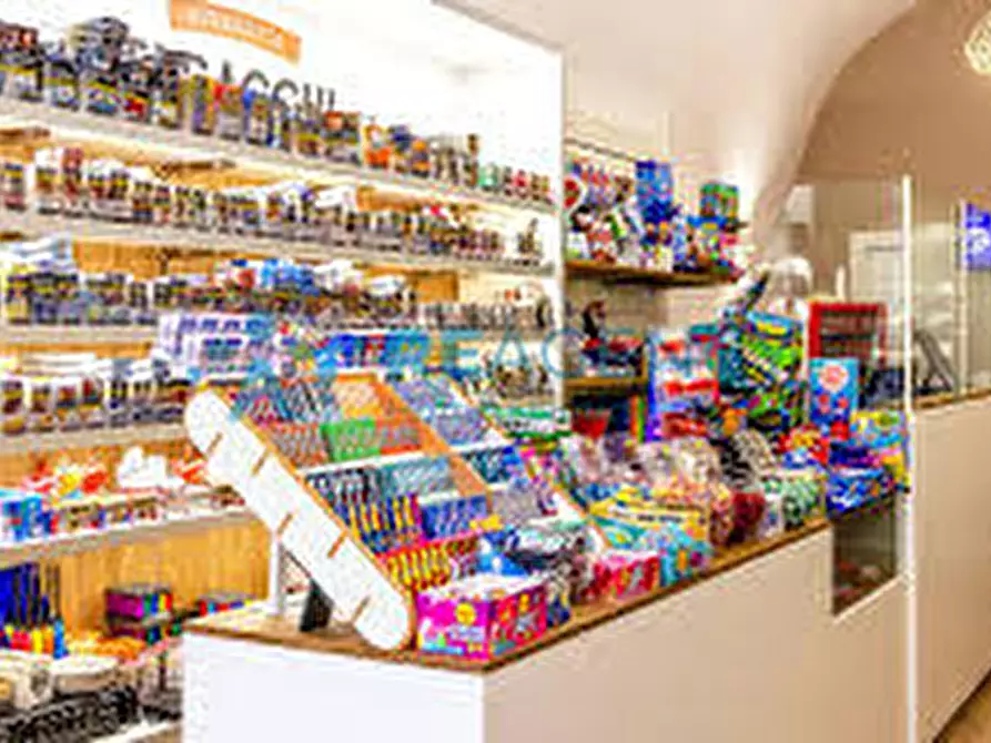 Immagine 2 di Attività commerciale in vendita  in Viale Trieste 95 a Vicenza