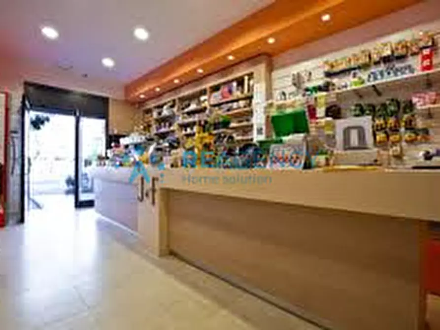 Immagine 4 di Attività commerciale in vendita  in Viale Trieste 95 a Vicenza