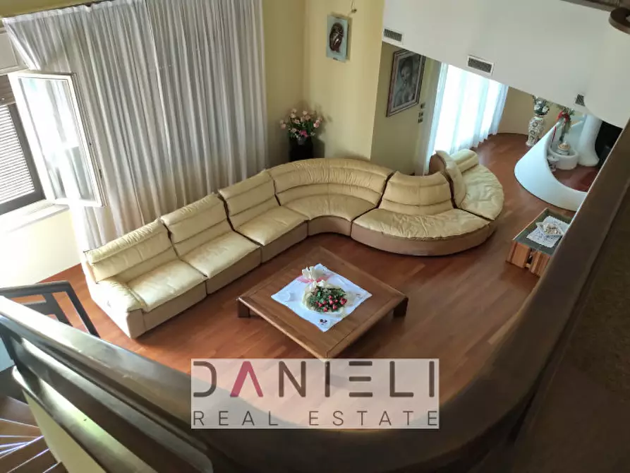 Immagine 2 di Casa indipendente in vendita  in Via Terrarossa a Brogliano