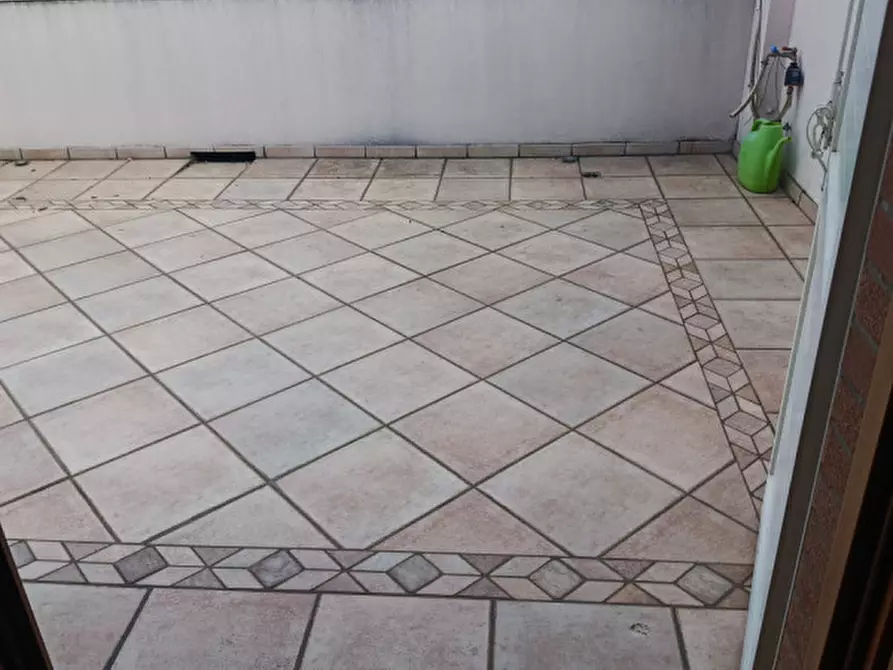 Immagine 16 di Villa in affitto  a Padova