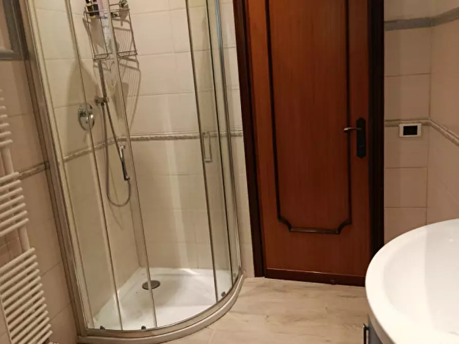 Immagine 19 di Villa in affitto  a Padova