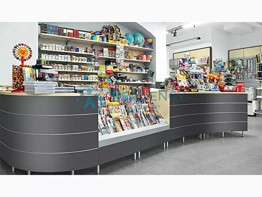 Immagine 2 di Attività commerciale in vendita  in Viale Trieste 95 a Vicenza