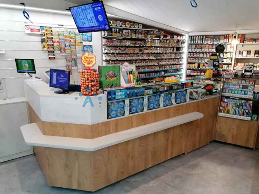 Immagine 5 di Attività commerciale in vendita  in Viale Trieste 95 a Vicenza