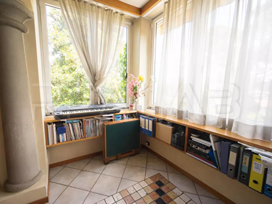 Immagine 9 di Villa in vendita  in Via San Giovanni Bosco 15 a Lambrugo