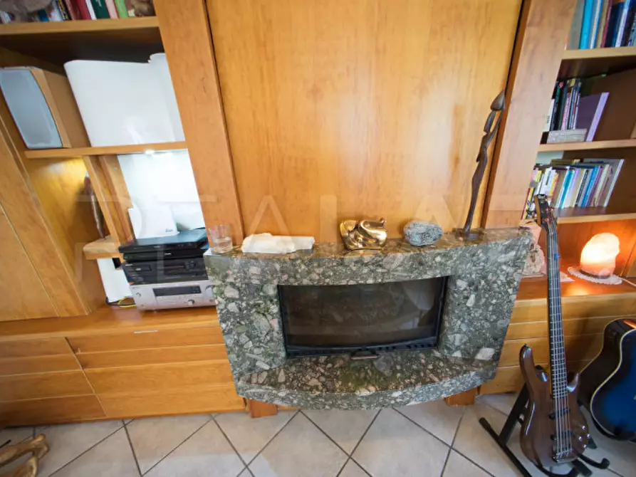 Immagine 11 di Villa in vendita  in Via San Giovanni Bosco 15 a Lambrugo