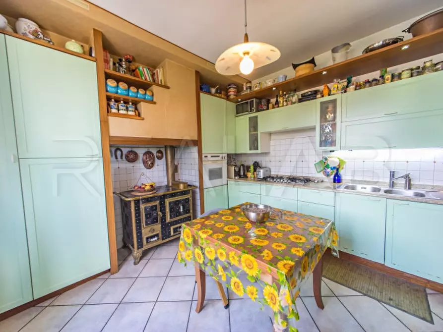 Immagine 15 di Villa in vendita  in Via San Giovanni Bosco 15 a Lambrugo