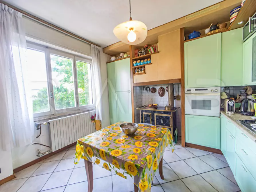 Immagine 16 di Villa in vendita  in Via San Giovanni Bosco 15 a Lambrugo