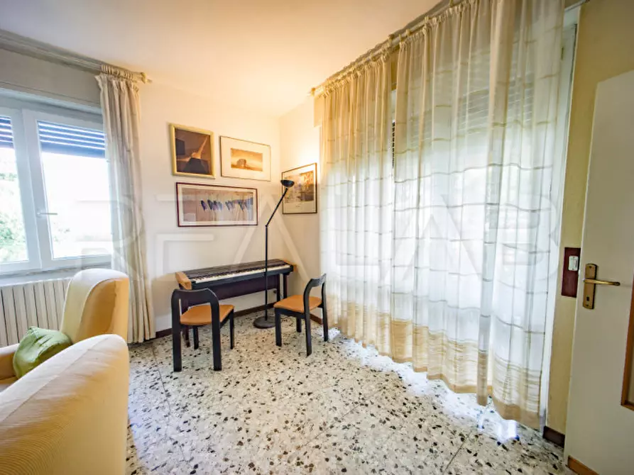 Immagine 30 di Villa in vendita  in Via San Giovanni Bosco 15 a Lambrugo