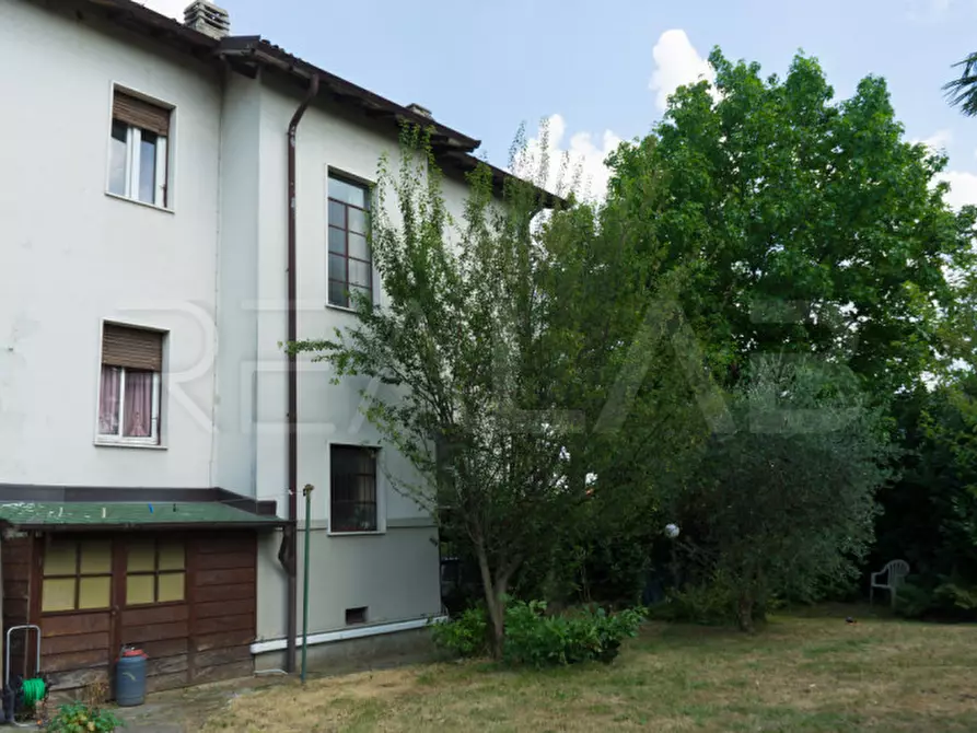 Immagine 35 di Villa in vendita  in Via San Giovanni Bosco 15 a Lambrugo