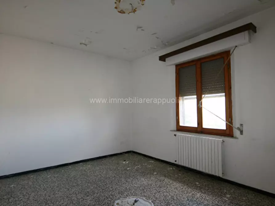 Immagine 45 di Casa indipendente in vendita  a Torrita Di Siena