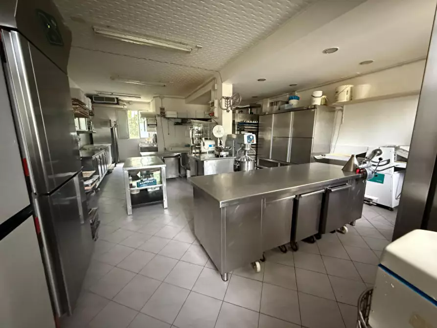 Immagine 19 di Attività commerciale in vendita  in Via Giacomo Matteotti 58 a Argenta