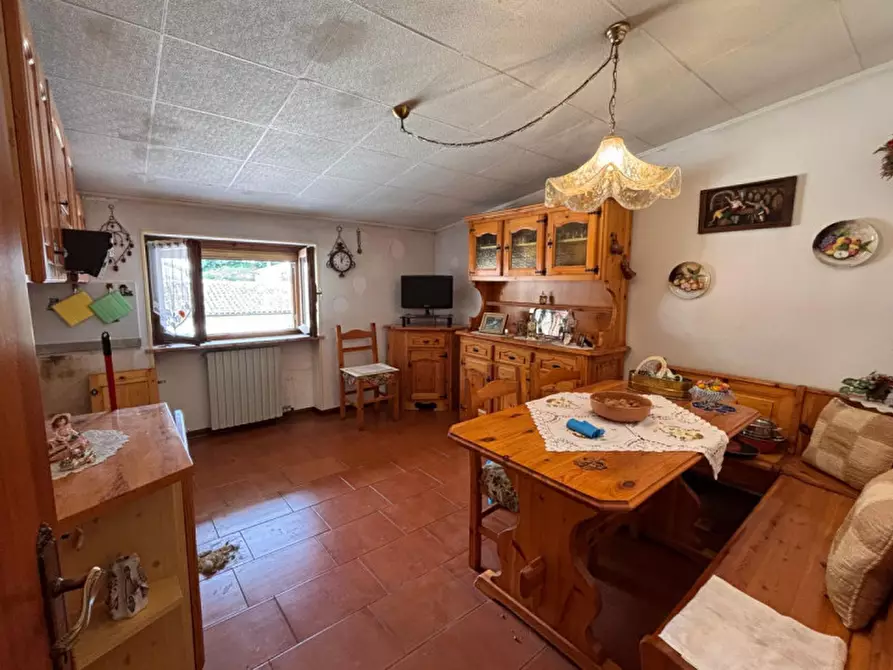 Immagine 10 di Appartamento in vendita  in Via Cesare Battisti a Badia Calavena