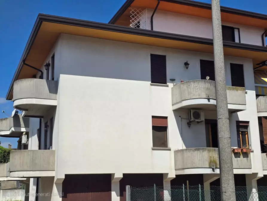 Immagine 4 di Appartamento in vendita  in Calcroci a Camponogara