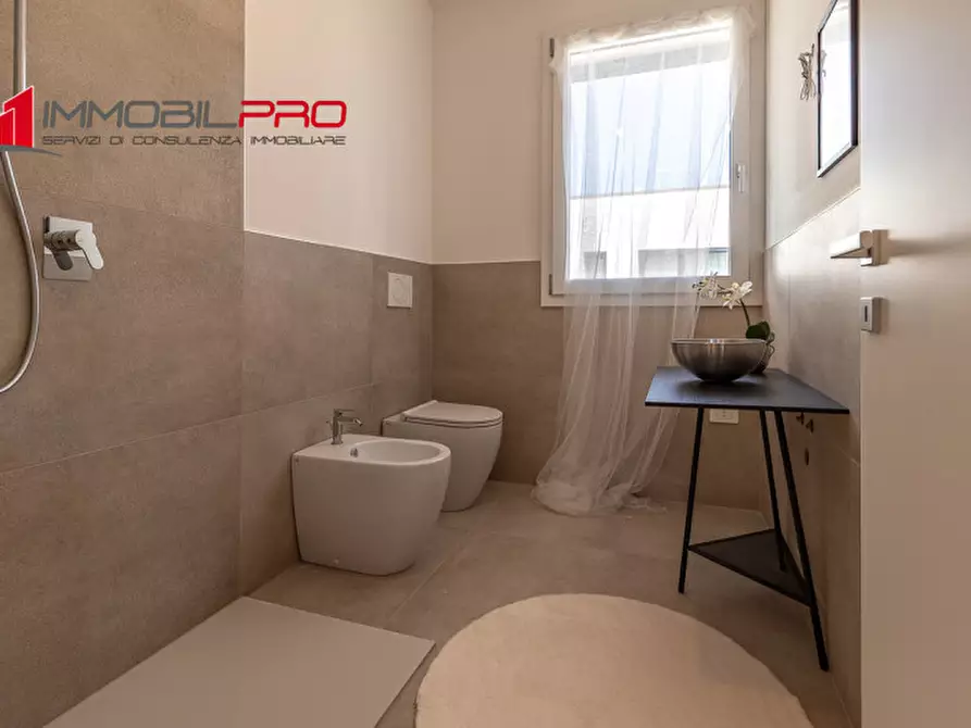 Immagine 6 di Appartamento in vendita  in Viale Ungheria, 44 a Thiene