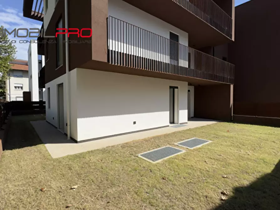 Immagine 11 di Appartamento in vendita  in Viale Ungheria, 44 a Thiene